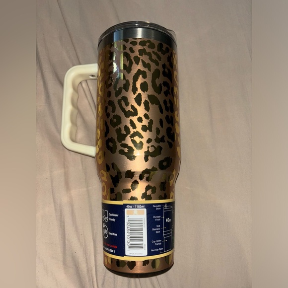 Brand new from store Buc-ee’s gold and leopard print 40 oz tumbler. - Picture 2 of 4
